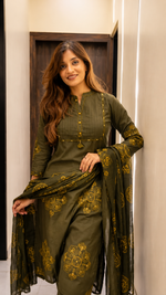 Pure Cotton Green Patchwork A-Line Kurta Pant Dupatta Set