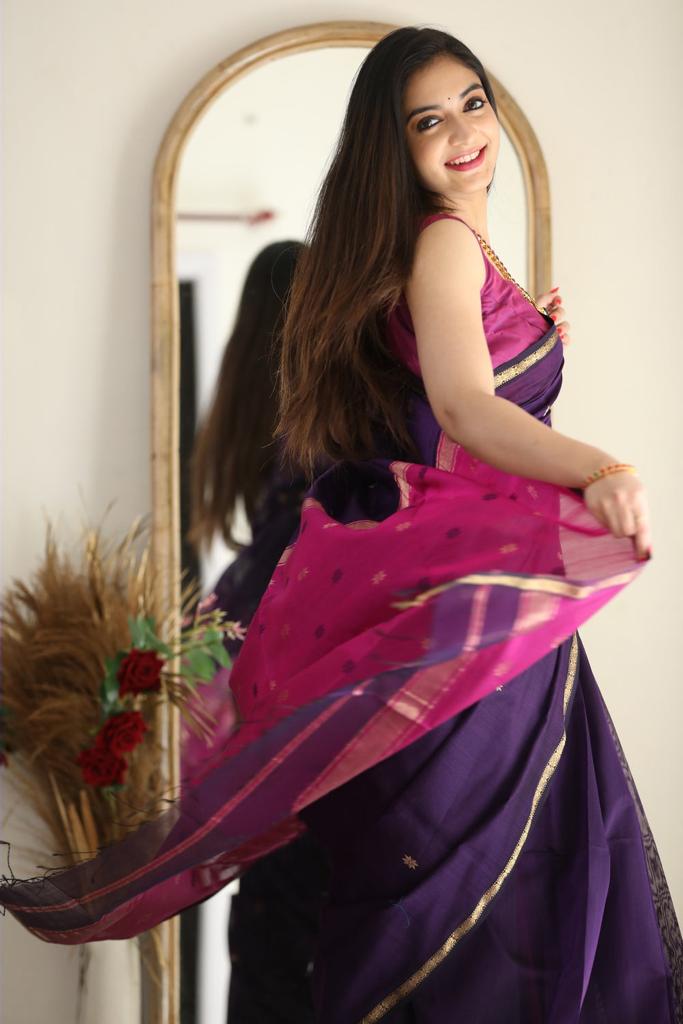 Wine Pink Jacquard Saree
