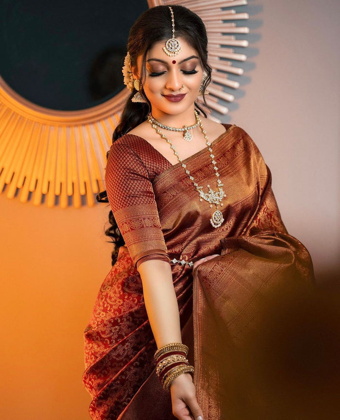 Elegant Brown Jacquard Saree for Timeless Ethnic Style