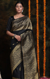 Classic Black Jacquard Saree – Luxurious Woven Texture & Elegant Festive Look