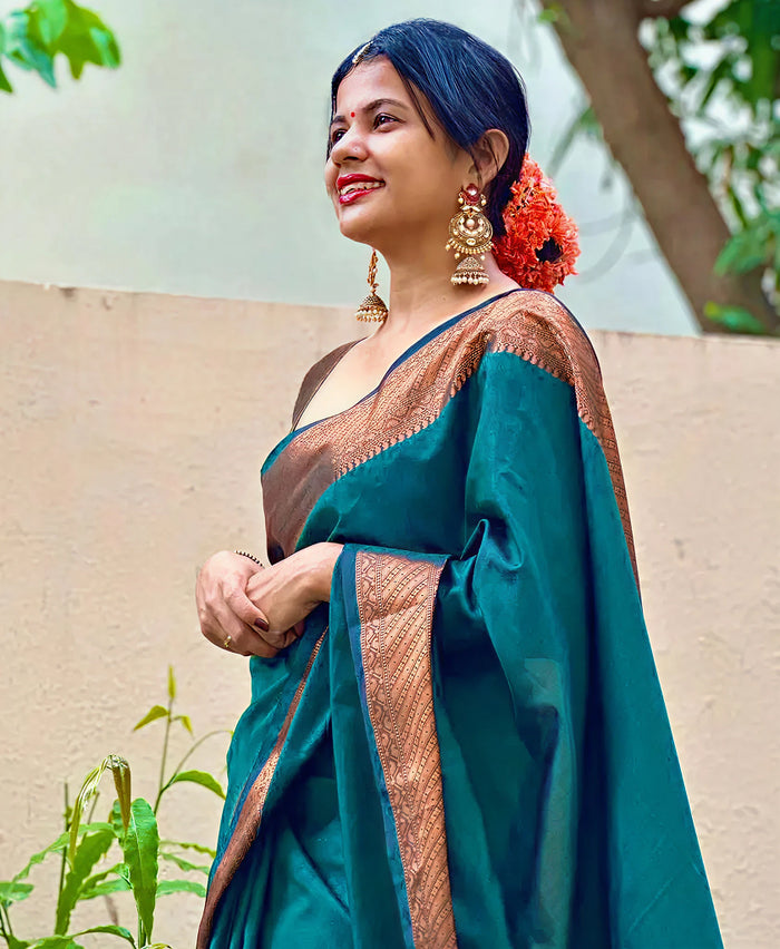Dark Blue Jacquard Saree – Soft Elegant Weave for Festive & Celebration Wear