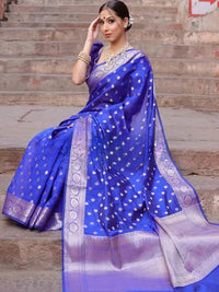 Blue Jacquard Saree – Soft Woven Texture & Elegant Festive Drape