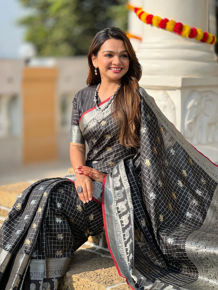 Black Jacquard Saree – Timeless Classic Saree with Elegant Woven Detailing