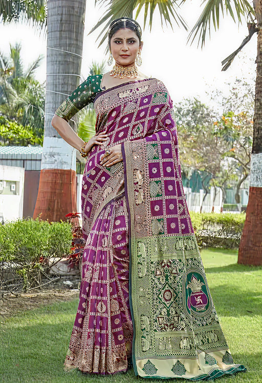 Graceful Purple Jacquard Saree – Premium Woven Traditional Wear for Festive & Party Occasions