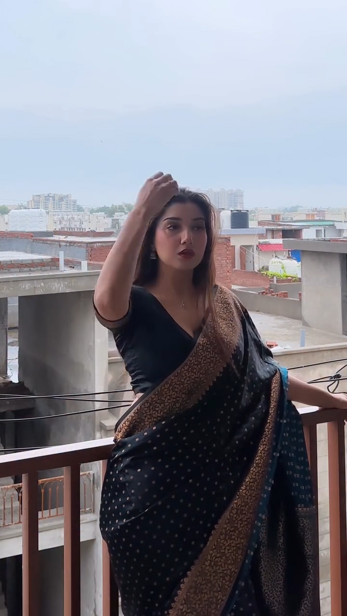 Onyx Black Jacquard Saree – Sophisticated Woven Style for Festive & Evening Wear