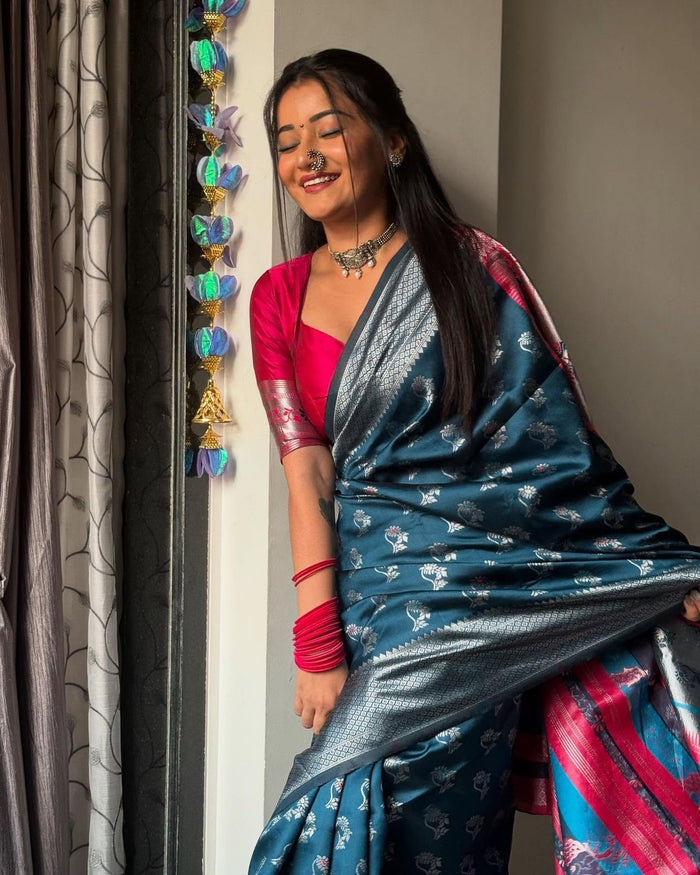 Blue Jacquard Saree – Timeless Elegance With Rich Woven Design