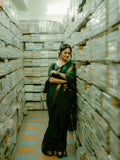 Green Jacquard Saree – Graceful Traditional Charm with Rich Woven Texture