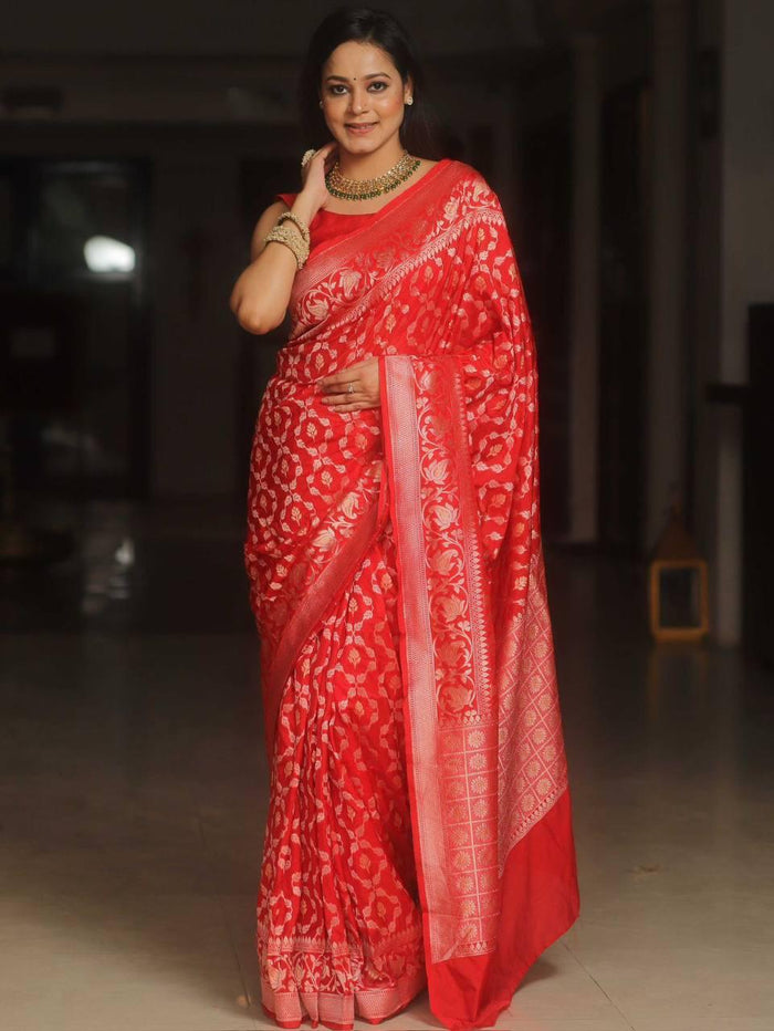 Luxury Red Jacquard Saree – Elegant Festive & Wedding Wear