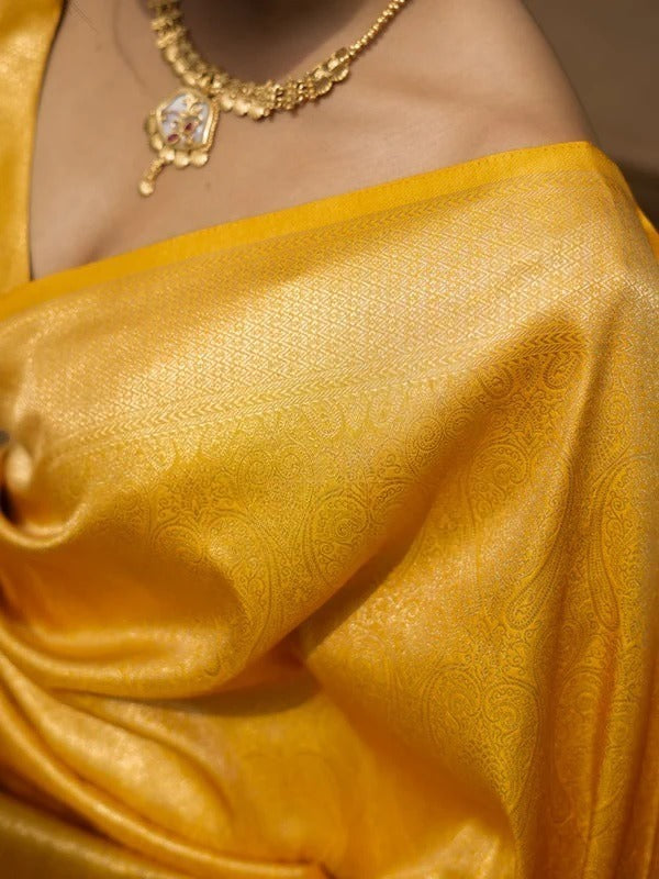 Kanchi pattu Banarasi Lichi Kanjivaram Silk Saree