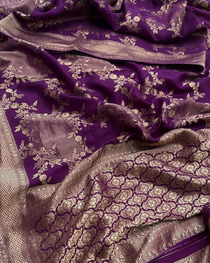 Dark Purple Jacquard Saree – Timeless Elegance in Royal Weave