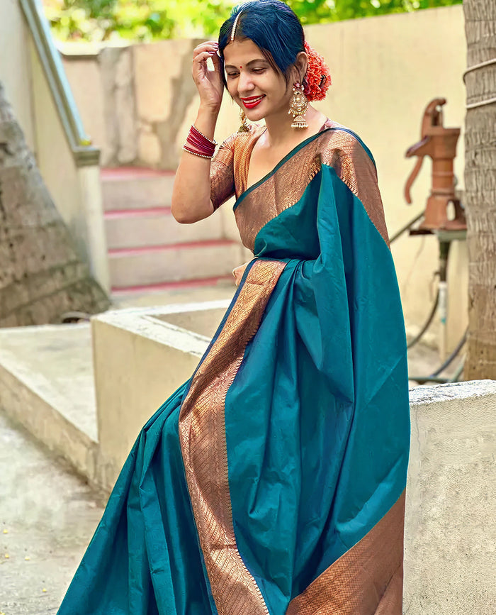 Dark Blue Jacquard Saree – Soft Elegant Weave for Festive & Celebration Wear