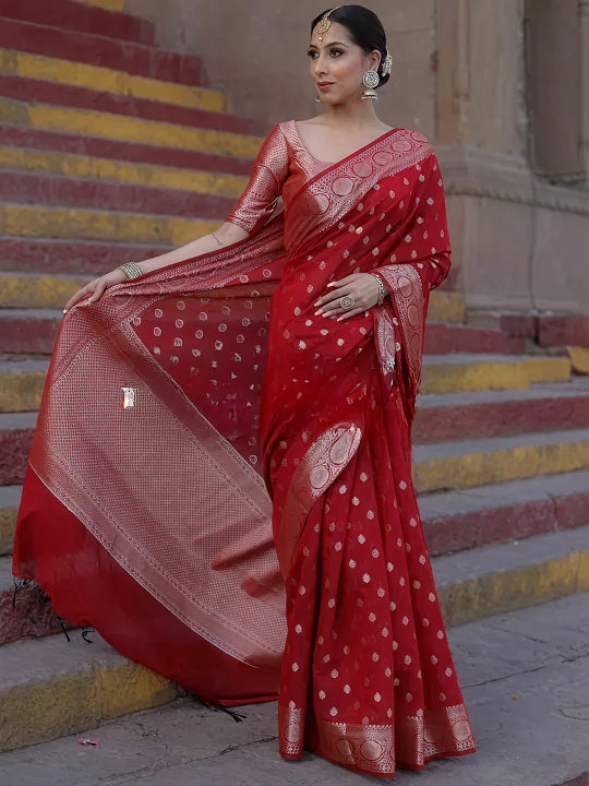 Red Jacquard Saree – Rich Woven Elegance for Weddings & Festive Wear