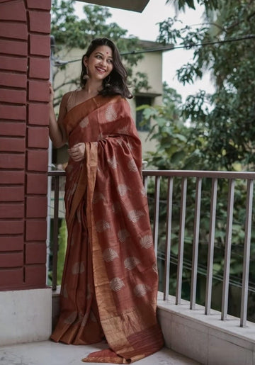 Radiant Orange Jacquard Saree – Premium Festive & Traditional Wear