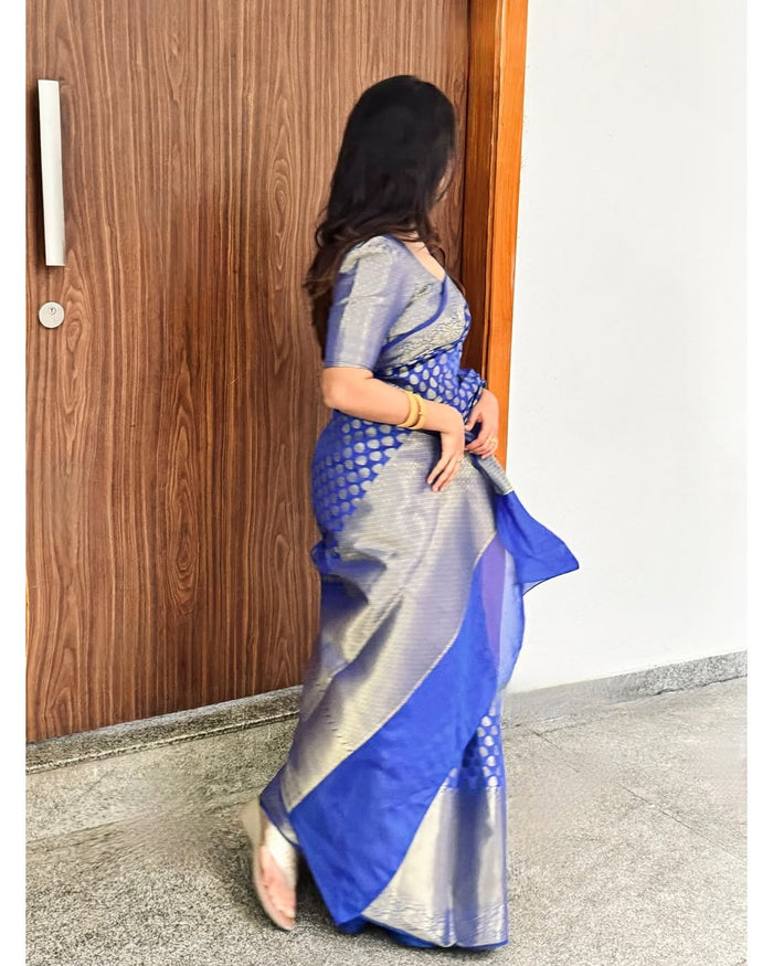 Royal Blue Jacquard Saree – Elegant Traditional Wear for Festive & Party Occasions