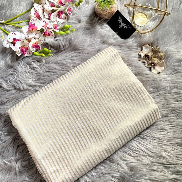 Elegant Off-White Jacquard Saree – Timeless Style with Rich Woven Detailing