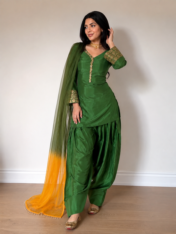 Green Embroidered Kurta Pant Set