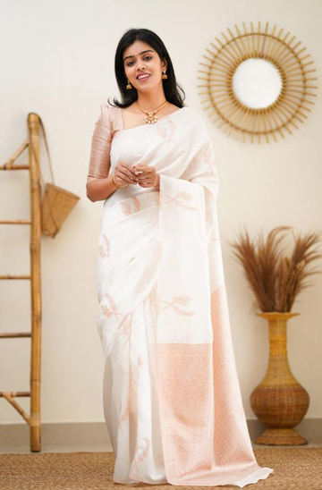 Elegant White Jacquard Saree – Timeless Beauty for Every Occasion