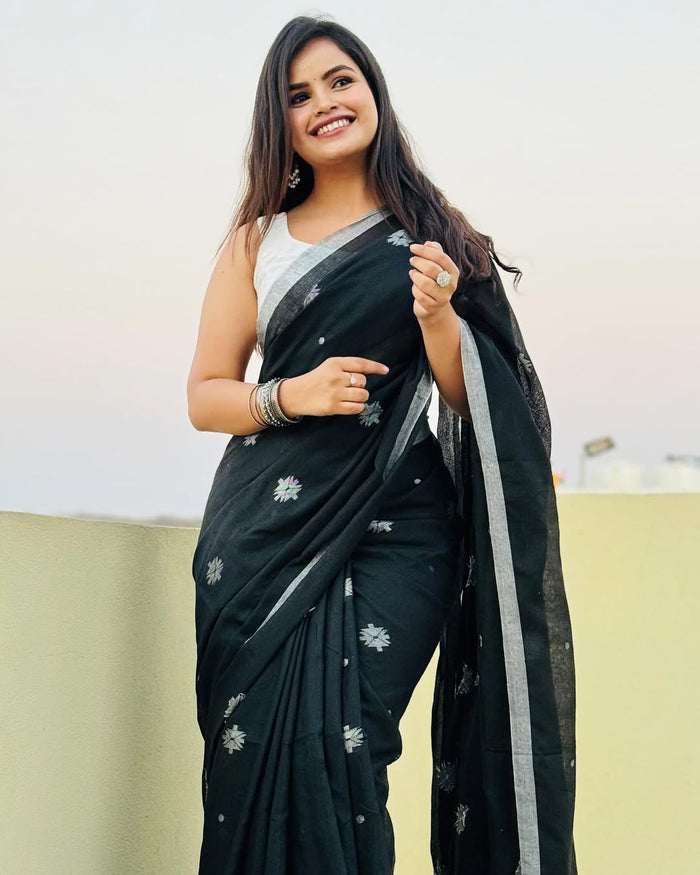 Rama Green Jacquard Saree – Serene Elegance with Premium Woven Craft