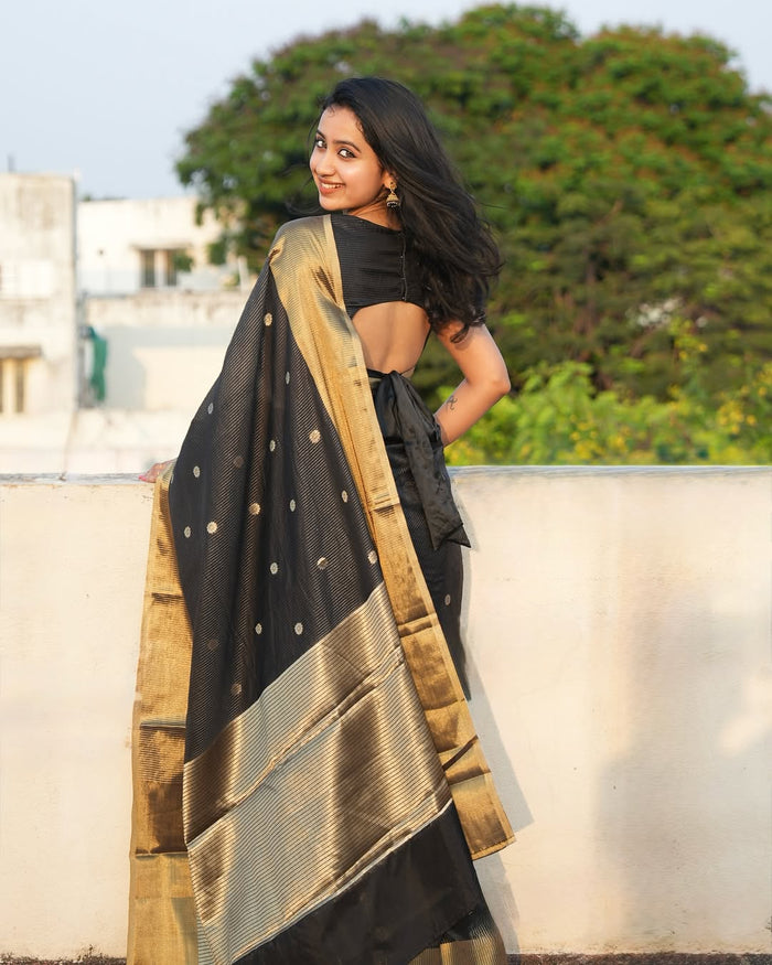 Elegant Black Jacquard Saree for Timeless Festive & Party Wear