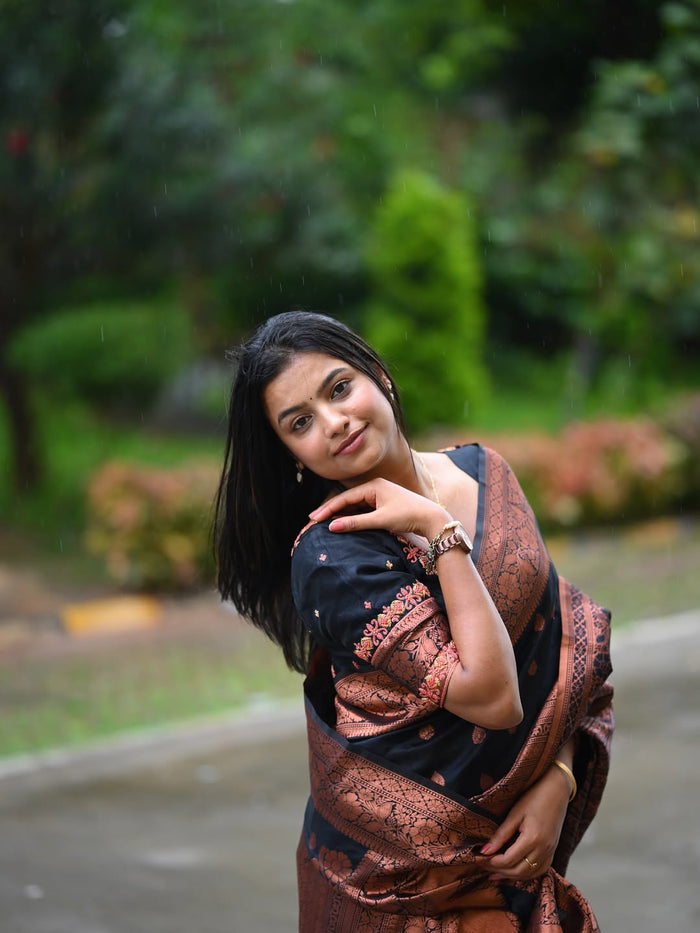 Classic Black Jacquard Saree – Timeless Elegance with a Luxurious Weave