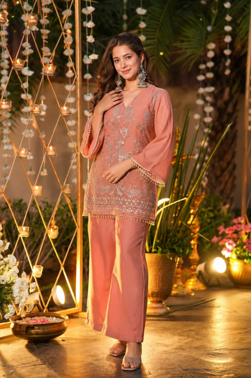 Peach Bloom Crunchy Kurta Pant Set