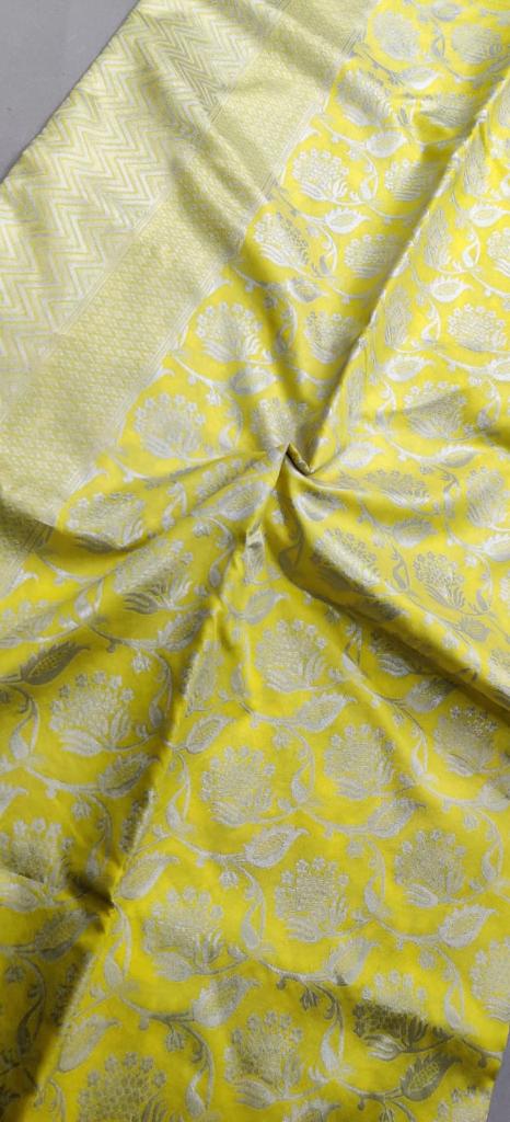 Elegant Light Yellow Jacquard Saree – Soft Festive Wear with Premium Woven Detailing