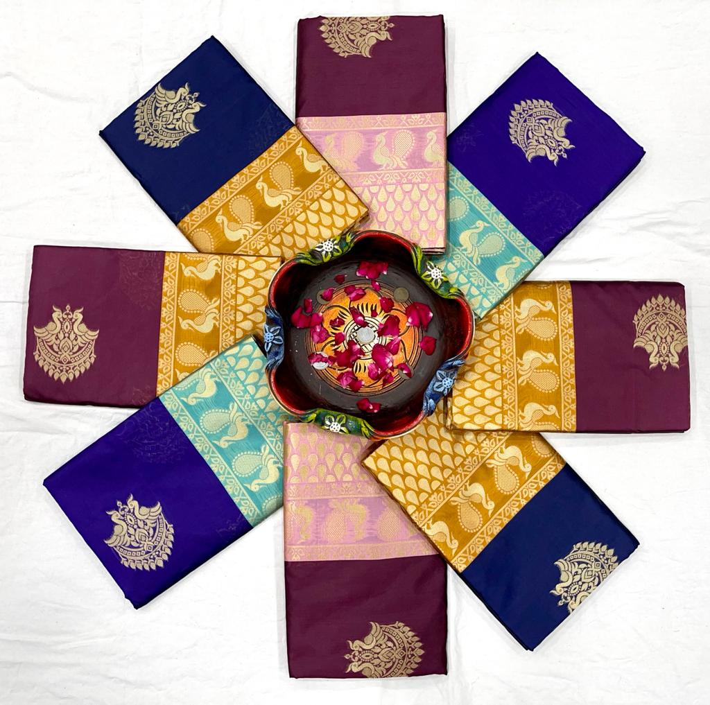 Luxurious Blue Jacquard Saree – Elegant Woven Design for Festive & Party Looks