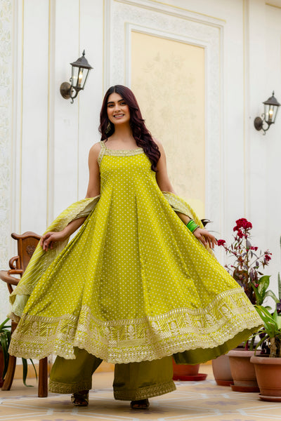 Lemon Yellow Bandhani Vichitra Silk Gown Set