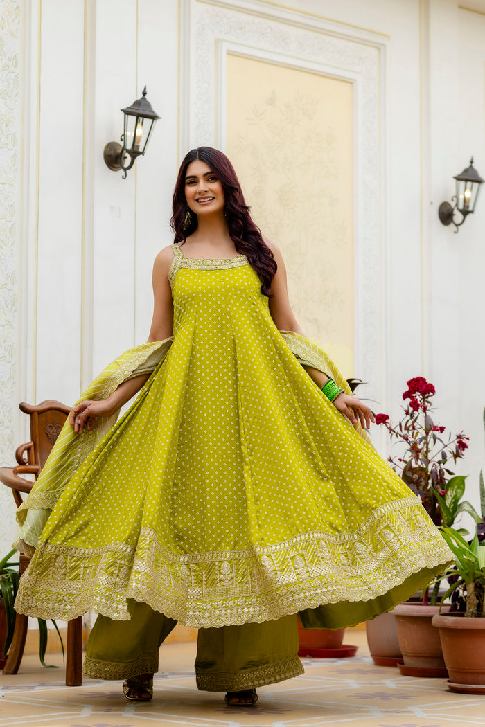 Lemon Yellow Bandhani Vichitra Silk Gown Set