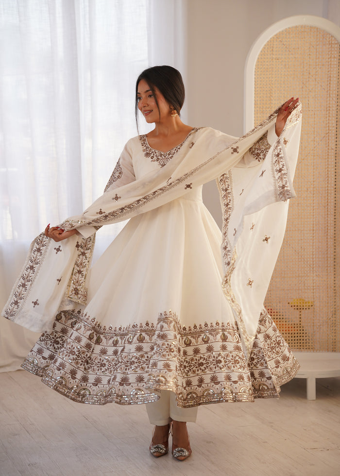 Moonlit Pearl Roman Silk Suit Set