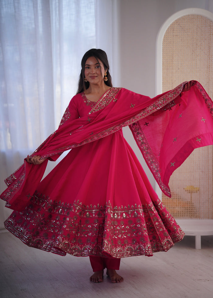 Rose Blush Roman Silk Suit Set