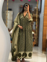 Lightweight Mul Cotton Traditional Suit with Embroidery