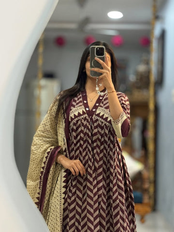 Premium Mul Cotton Ethnic Wear with Delicate Threadwork