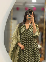 Lightweight Mul Cotton Traditional Suit with Embroidery