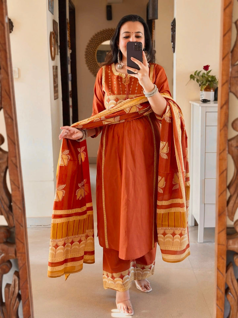 Artistic Mul Cotton Outfit Featuring Embroidery Craft