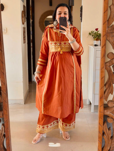 Artistic Mul Cotton Outfit Featuring Embroidery Craft