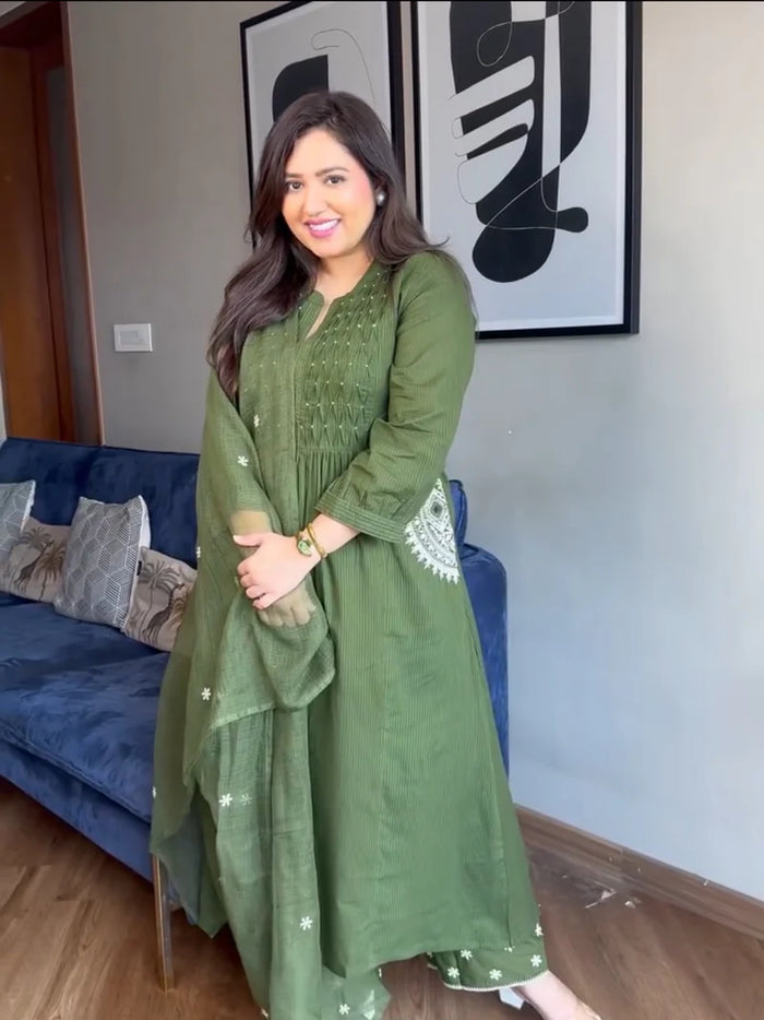 Elegant Green Pure Mul Cotton Embroidered Suit Set