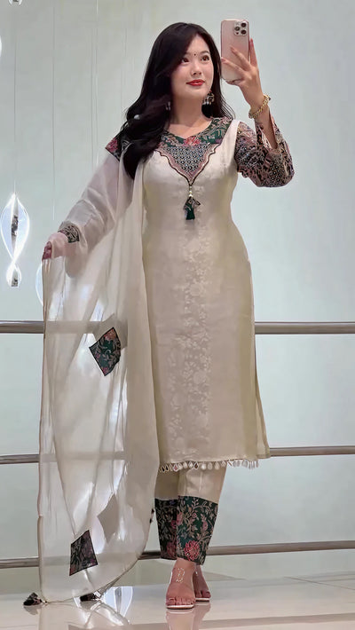 Jumkha Pure Banarasi Weaving Suit Set with Dupatta & Bracelet