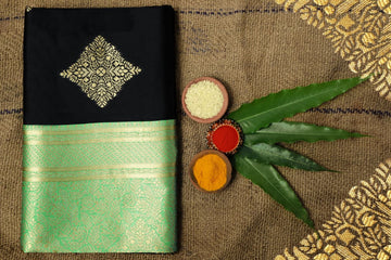 Black Green Jacquard Saree – Premium Festive Wear with Rich Traditional Detailing