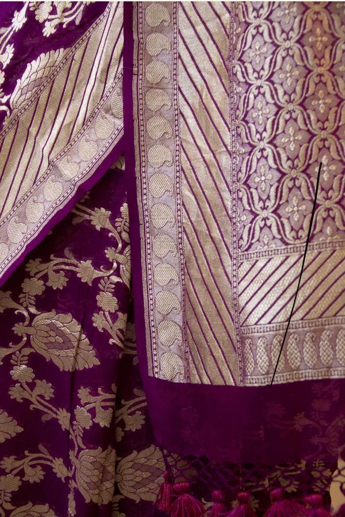 Regal Dark Purple Jacquard Saree – Elegant Festive Wear with Luxurious Weave