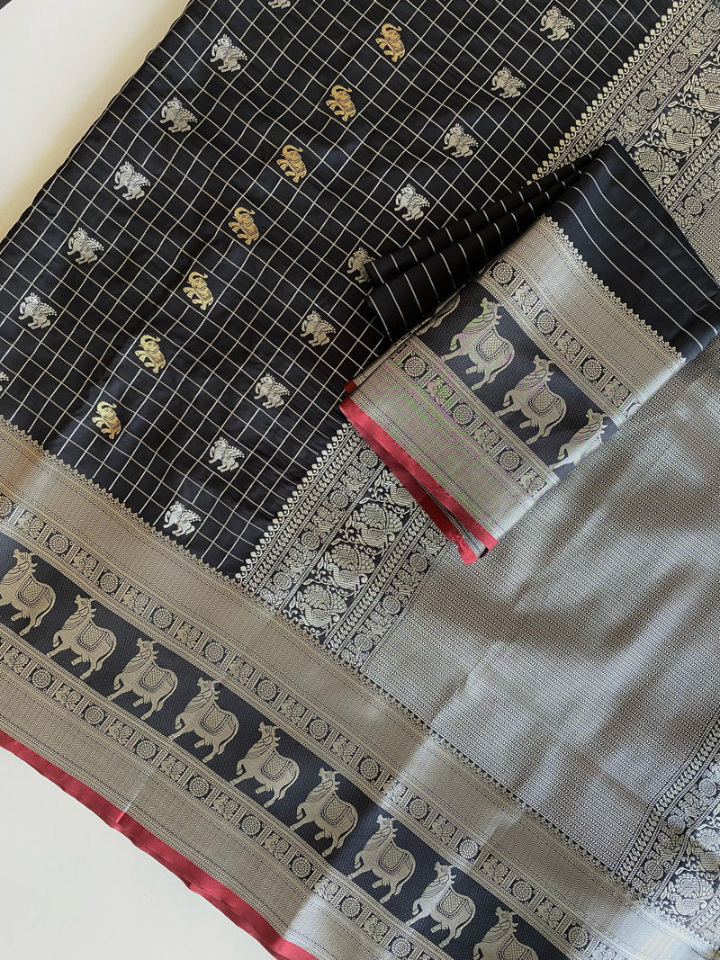 Black Jacquard Saree