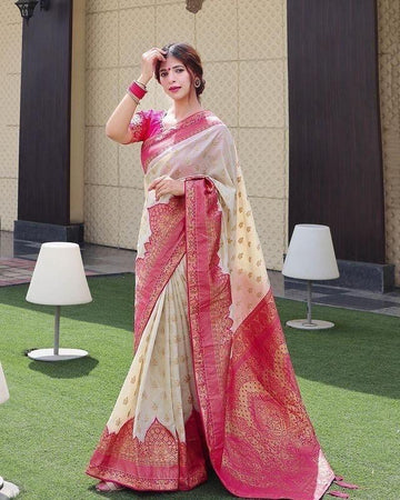 Kanjeevaram Saree with Contrast Border