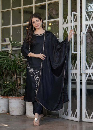 Elegant Black Embroidered Kurta Pant Set