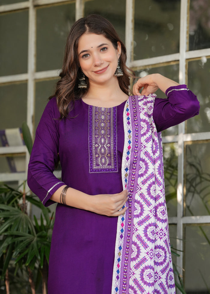 Elegant Purple Kurta Pant Set with Printed Dupatta