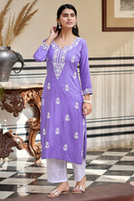 Elegant Lavender Embroidered Kurta