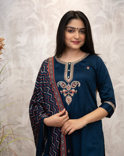 Elegant Navy Blue Embroidered Kurta Set