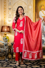 Elegant Red Printed Kurta Pant Set