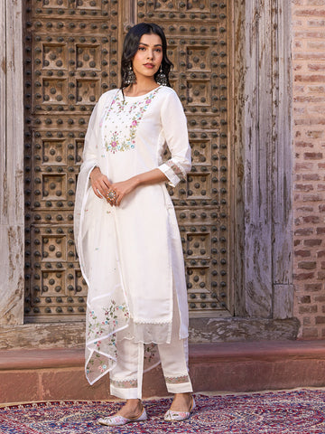 White Embroidered Chanderi Kurta Pant Set