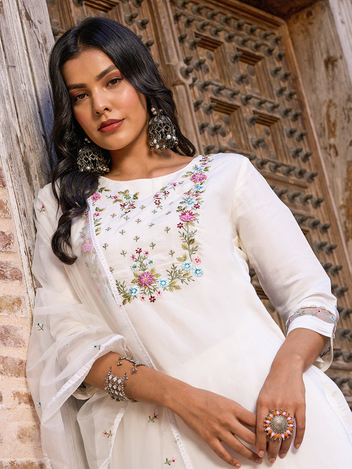 White Embroidered Chanderi Kurta Pant Set