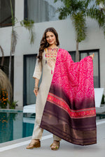 Pink Bandhani Dupatta With Kurta Set